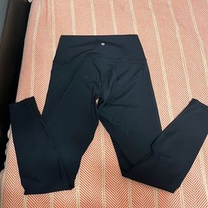 Lululemon black ankle leggings | worn once